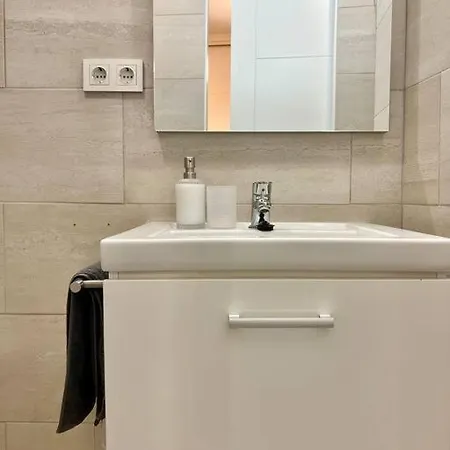 New! - Patios De La Ribera Apartment