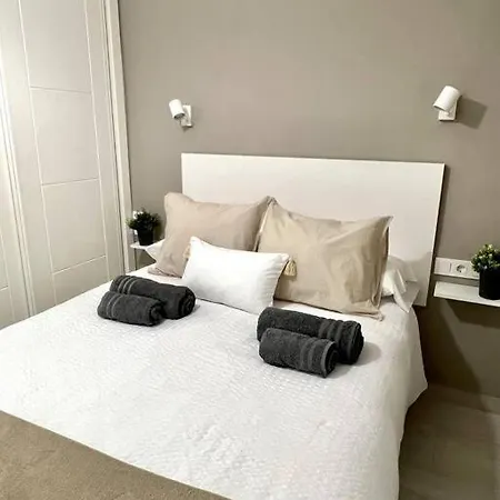 New! - Patios De La Ribera *