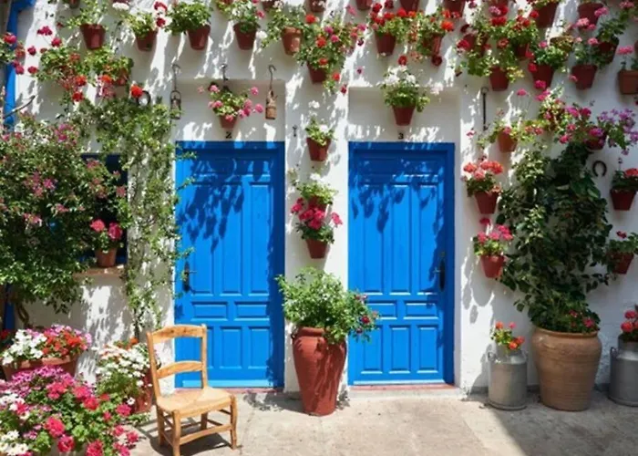 New! - Patios De La Ribera Cordoue